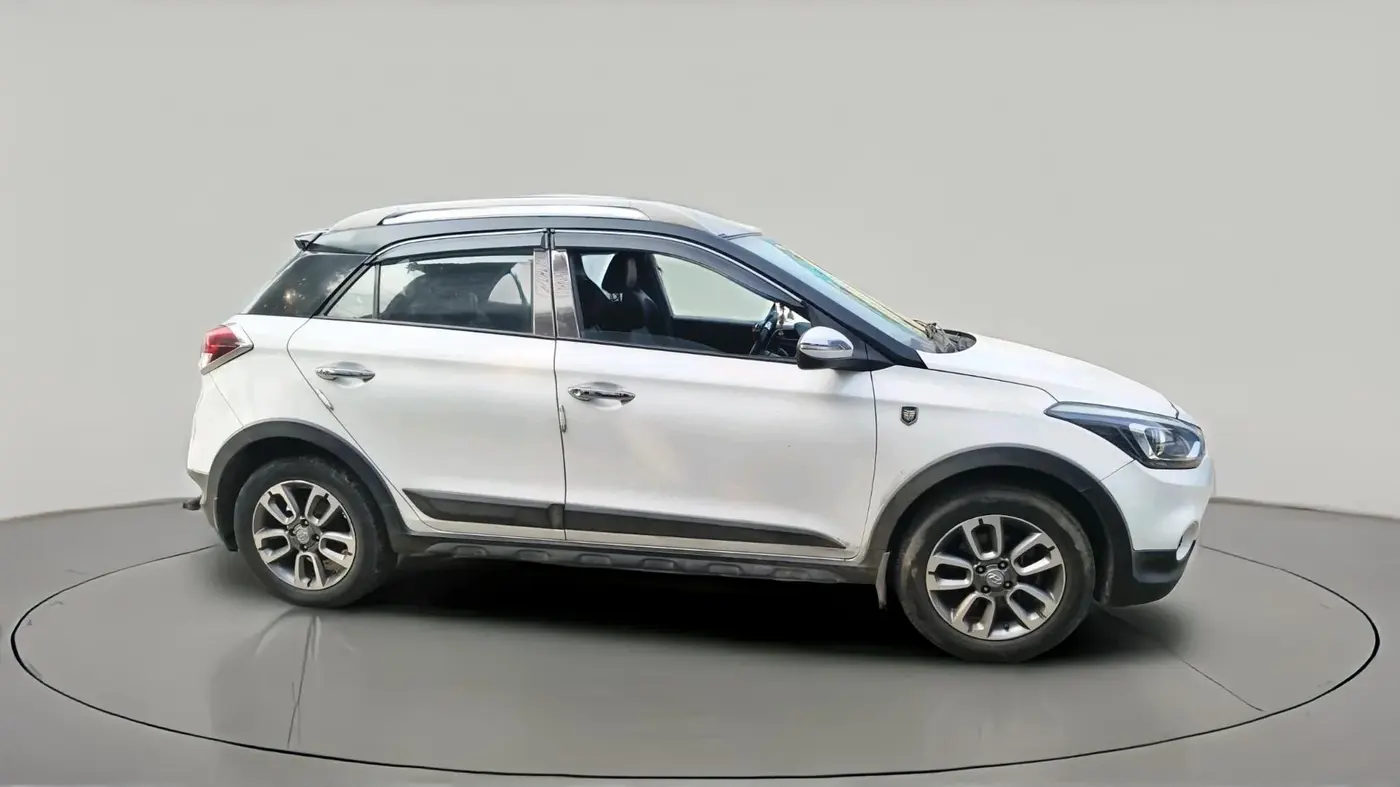 2017 Hyundai i20 Active 1.2 SX, Petrol, Manual, 1,15,735 km, exterior