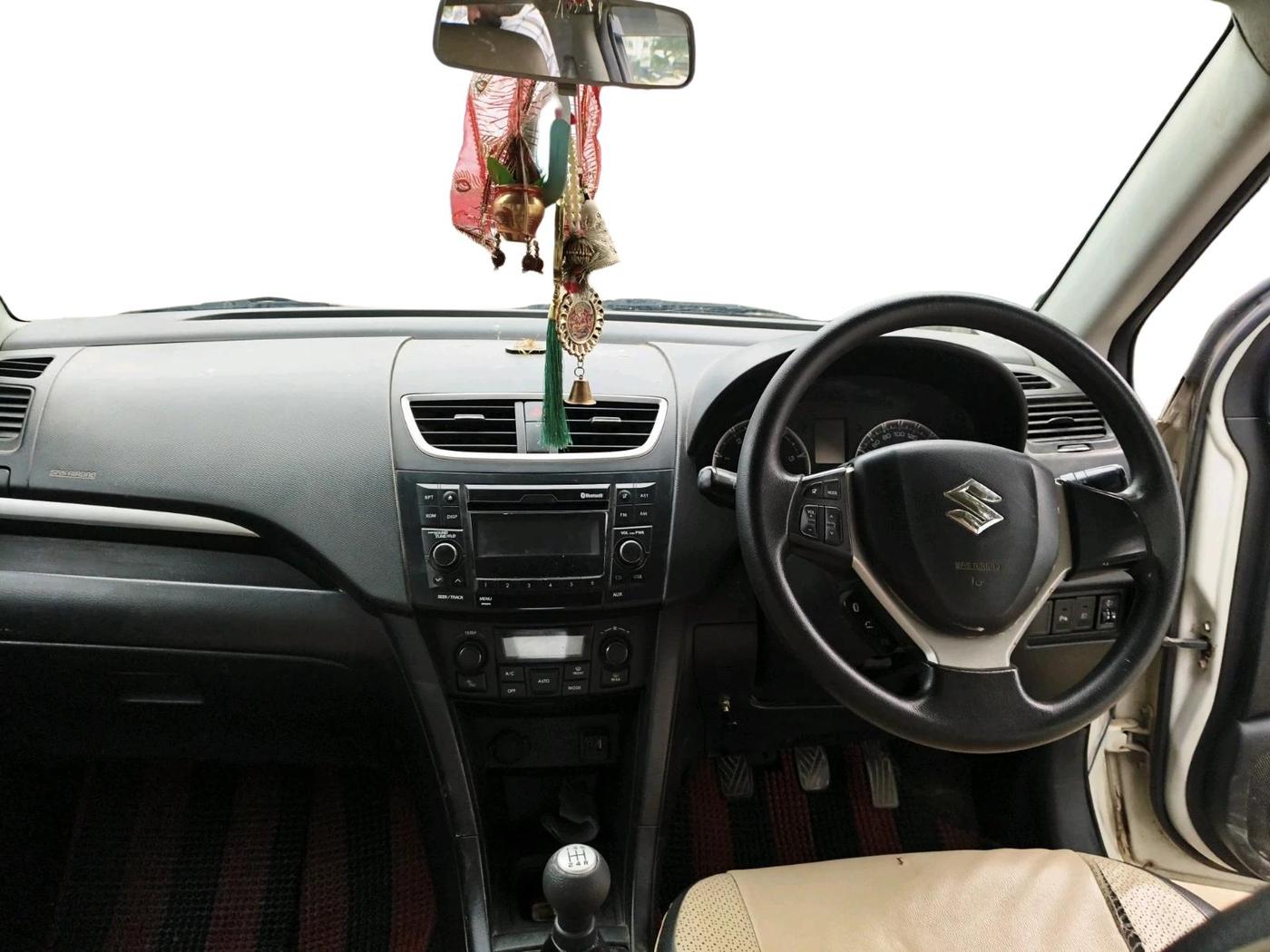 2015 Maruti Swift ZDI, Diesel, Manual, 76,193 km, interior