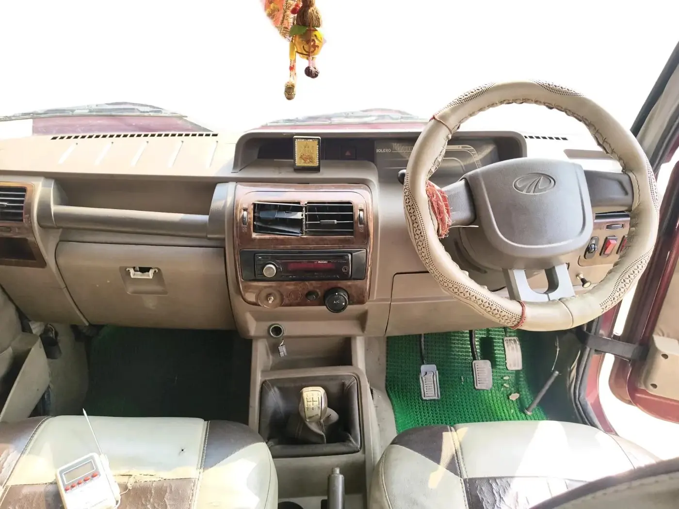 2012 Mahindra Bolero SLX BS-III, Diesel, Manual, 1,36,468 km, interior