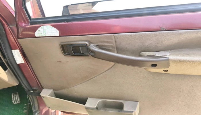 2012 Mahindra Bolero SLX BS-III, Diesel, Manual, 1,36,468 km, interior