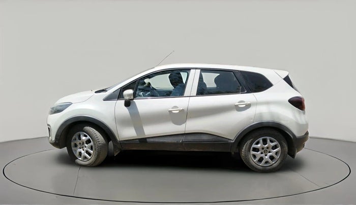 2019 Renault Captur RXE PETROL, CNG, Manual, 88,807 km, exterior