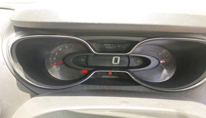 2019 Renault Captur RXE PETROL, CNG, Manual, 88,807 km, interior