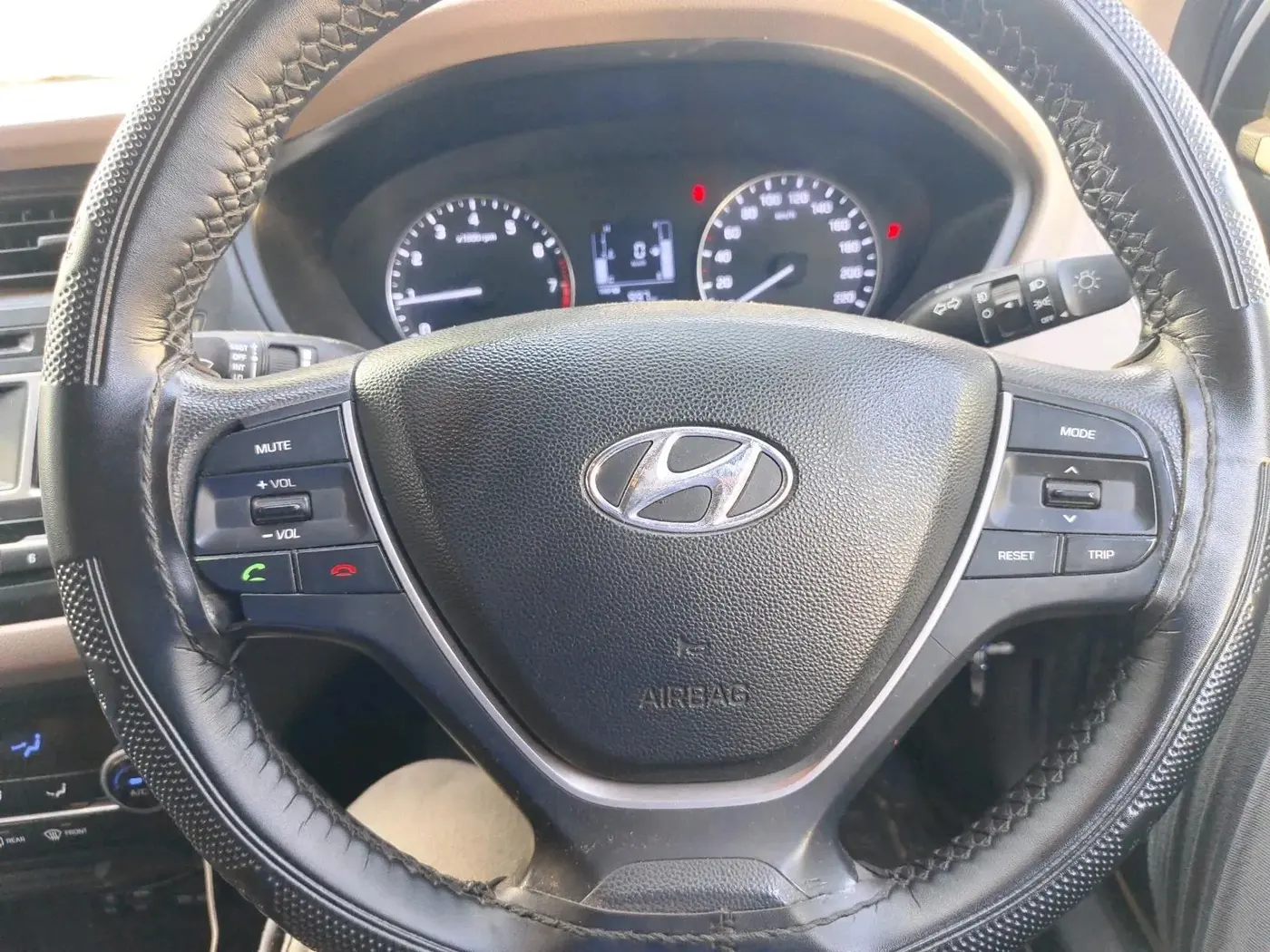2014 Hyundai i20 SPORTZ 1.2, CNG, Manual, 73,077 km, interior