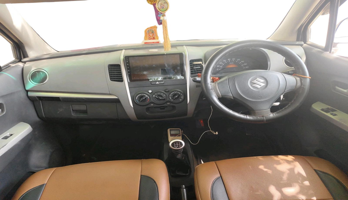 2011 Maruti Wagon R 1.0 LXI, CNG, Manual, 1,03,058 km, interior