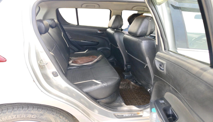 2014 Maruti Swift VXI, Petrol, Manual, 51,909 km, interior