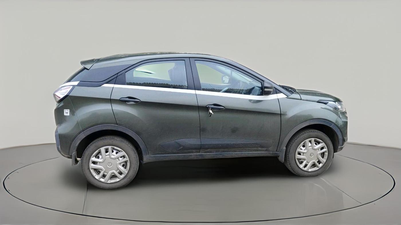 2022 Tata NEXON XE PETROL, Petrol, Manual, 42,933 km, exterior