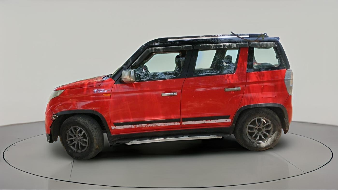 2019 Mahindra TUV300 T10 DUAL TONE, Diesel, Manual, 1,59,356 km, exterior