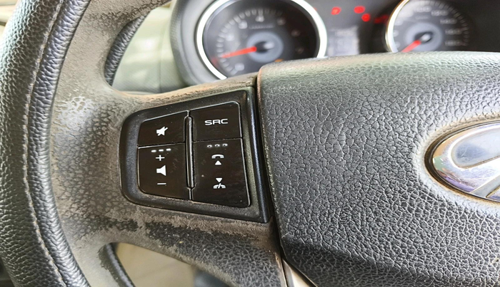 2019 Mahindra TUV300 T10 DUAL TONE, Diesel, Manual, 1,59,356 km, interior