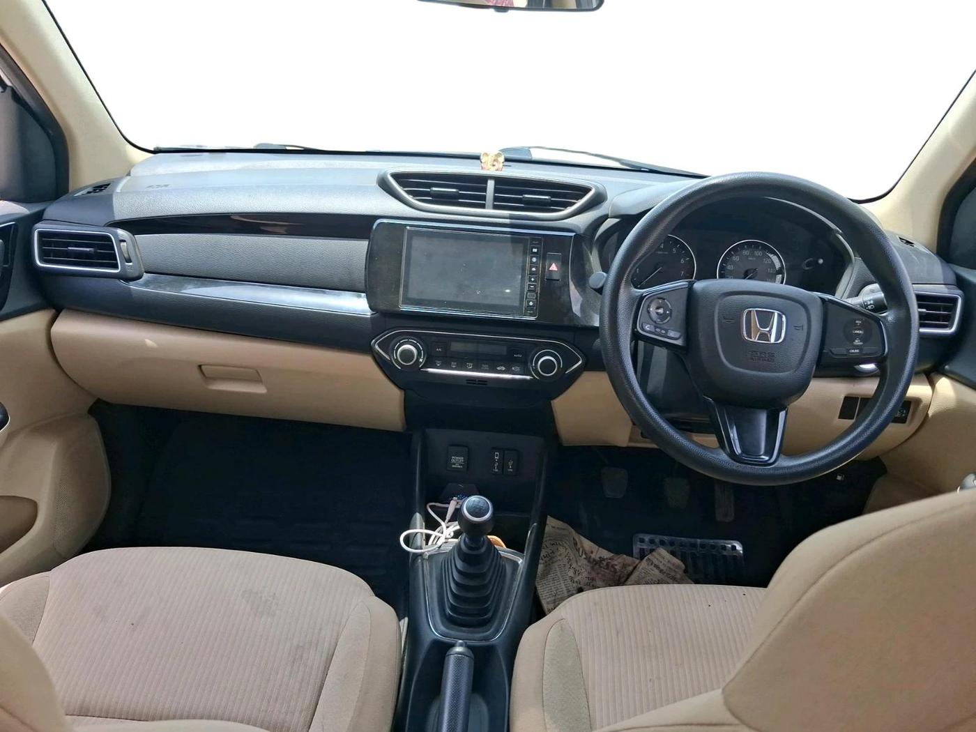 2019 Honda Amaze 1.2L I-VTEC VX, Petrol, Manual, 31,915 km, interior