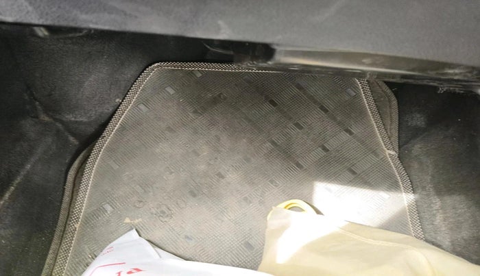 2011 Toyota Etios VX, Petrol, Manual, 91,795 km, interior