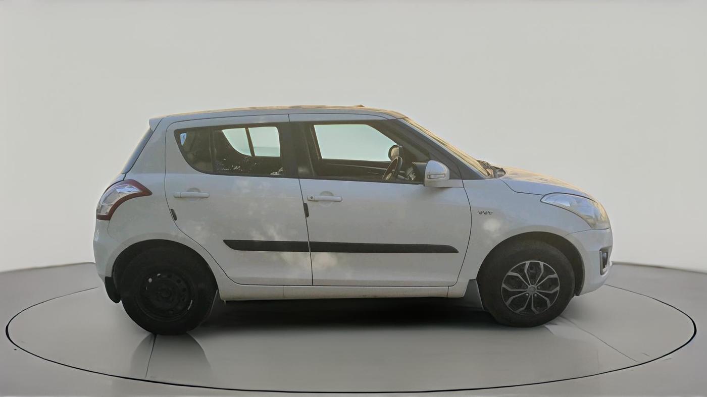 2017 Maruti Swift VXI, Petrol, Manual, 70,680 km, exterior