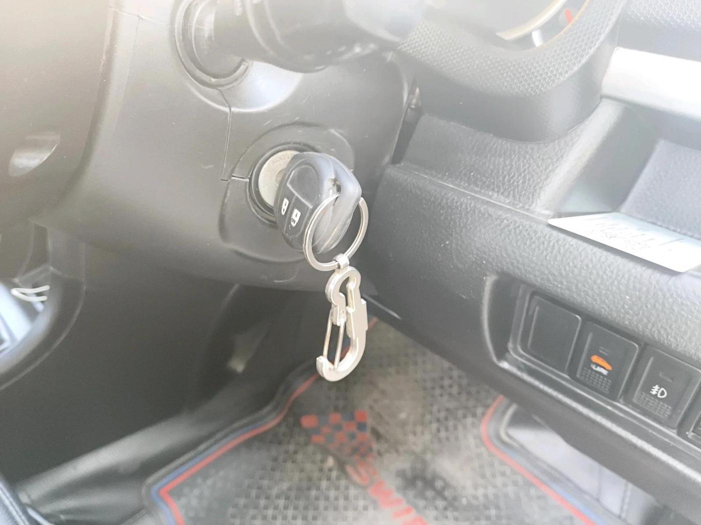 2017 Maruti Swift VXI, Petrol, Manual, 70,680 km, interior