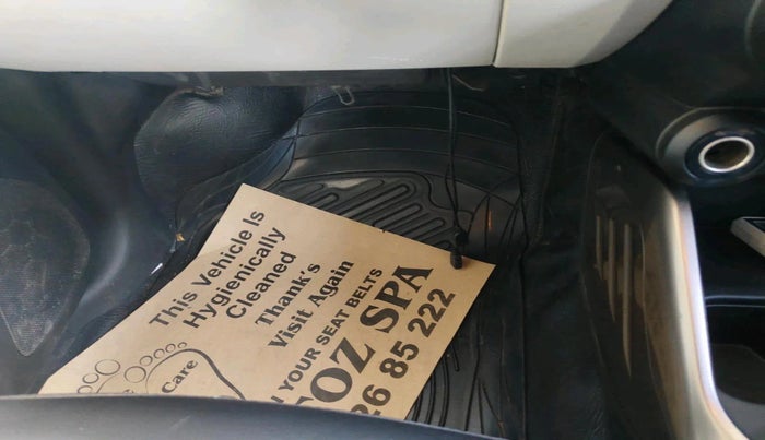 2017 Maruti IGNIS DELTA 1.2 AMT, Petrol, Automatic, 67,249 km, interior