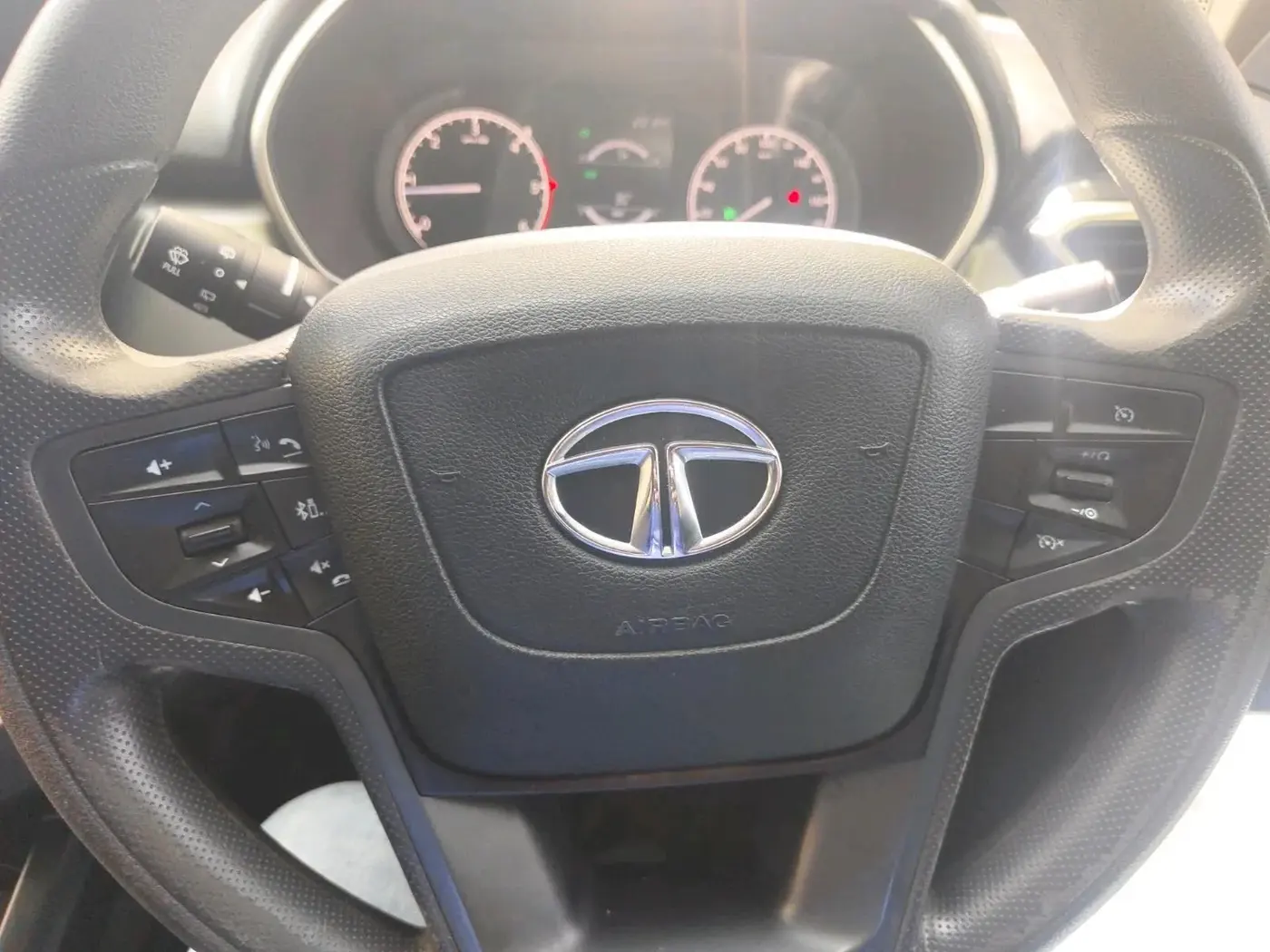 2020 Tata Harrier XT PLUS 2.0L KRYOTEC, Diesel, Manual, 60,212 km, interior