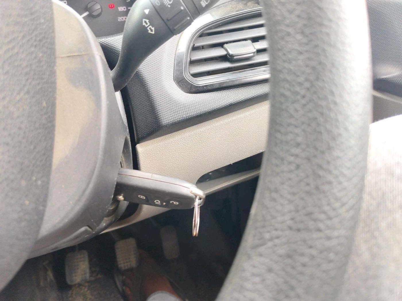 2017 Tata Tiago XT PETROL, CNG, Manual, 69,590 km, interior