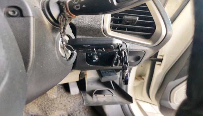 2015 Ford Ecosport TITANIUM 1.5L DIESEL, Diesel, Manual, 66,945 km, interior