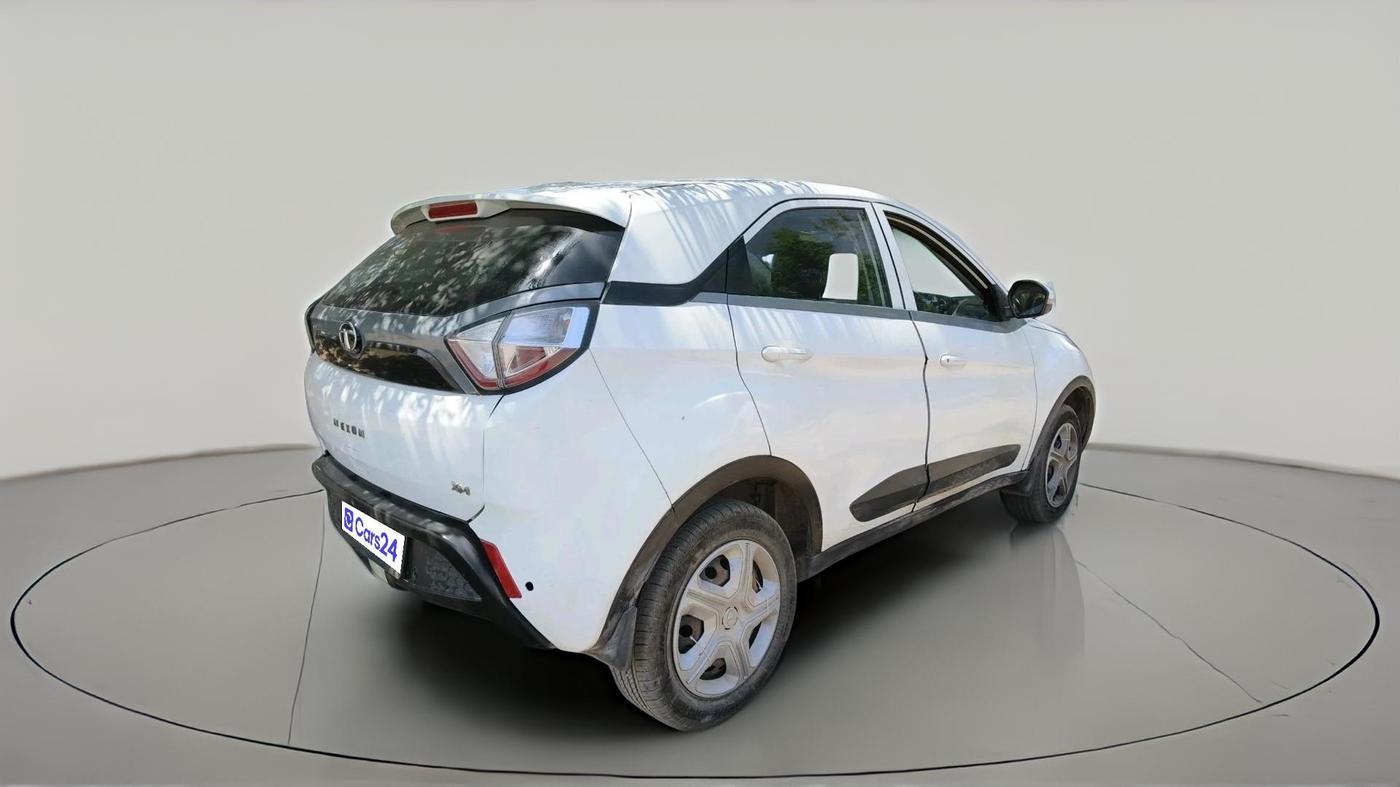 2018 Tata NEXON XM DIESEL, Diesel, Manual, 87,778 km, exterior