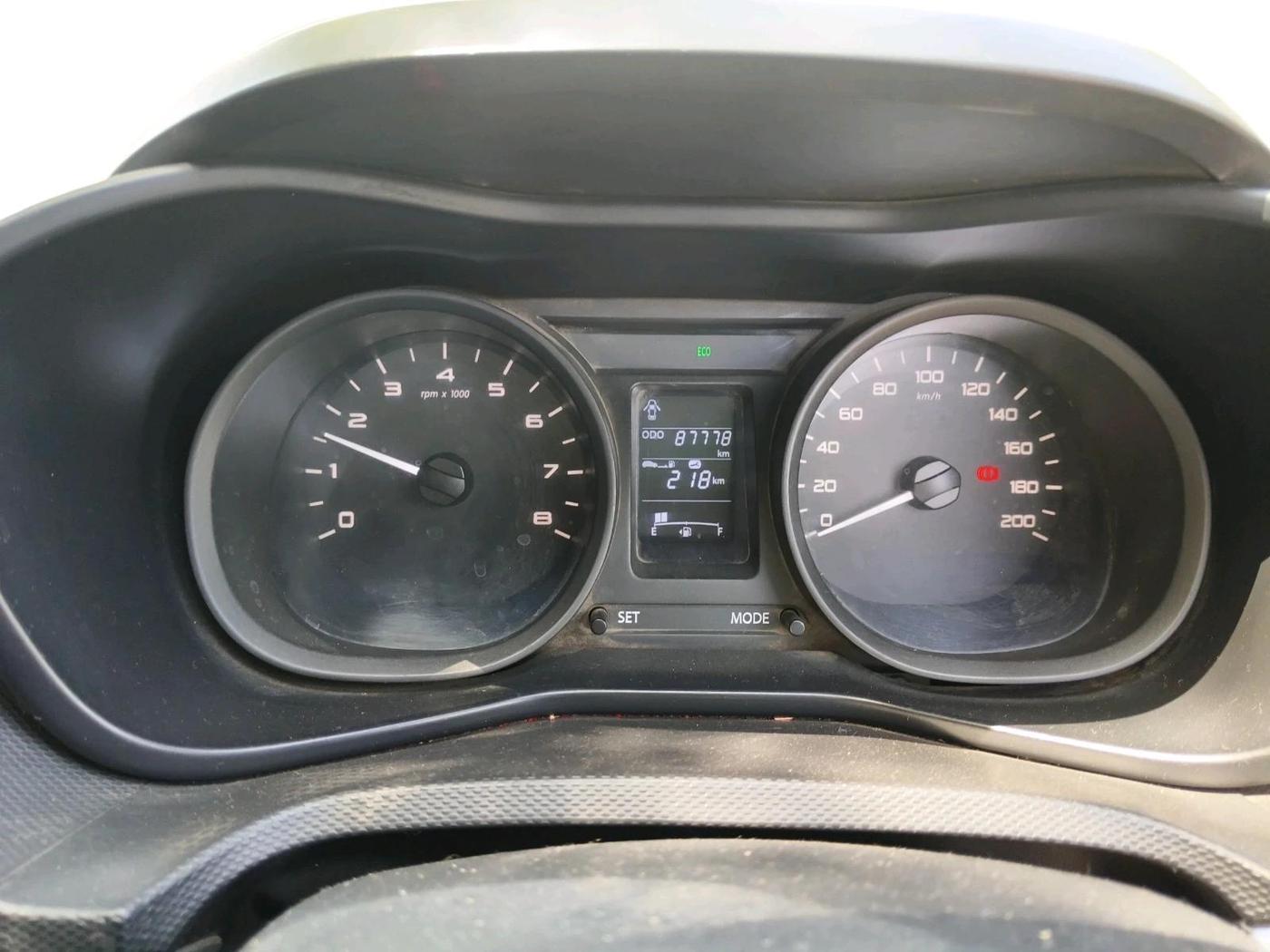 2018 Tata NEXON XM DIESEL, Diesel, Manual, 87,778 km, interior