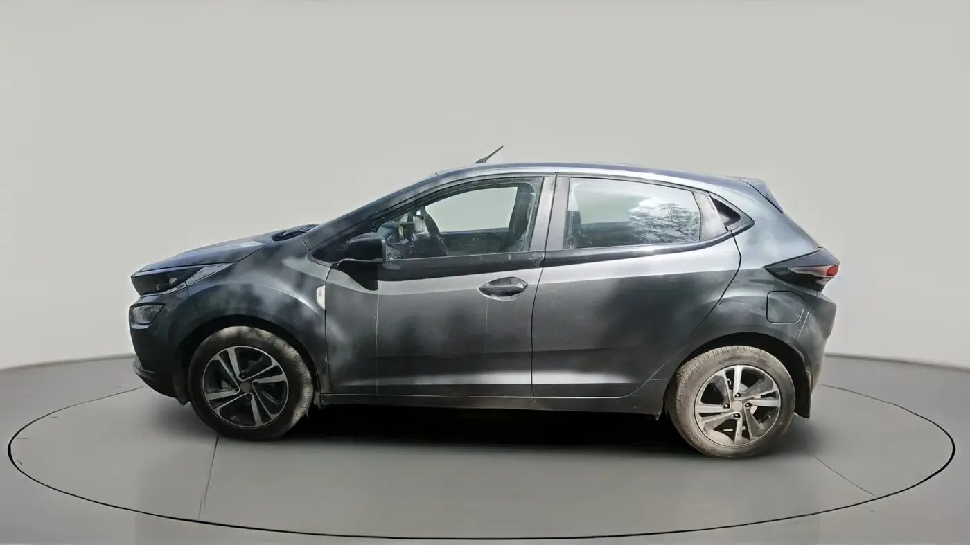 2023 Tata ALTROZ XZ DIESEL, Diesel, Manual, 72,517 km, exterior
