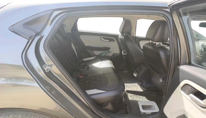 2023 Tata ALTROZ XZ DIESEL, Diesel, Manual, 72,517 km, interior