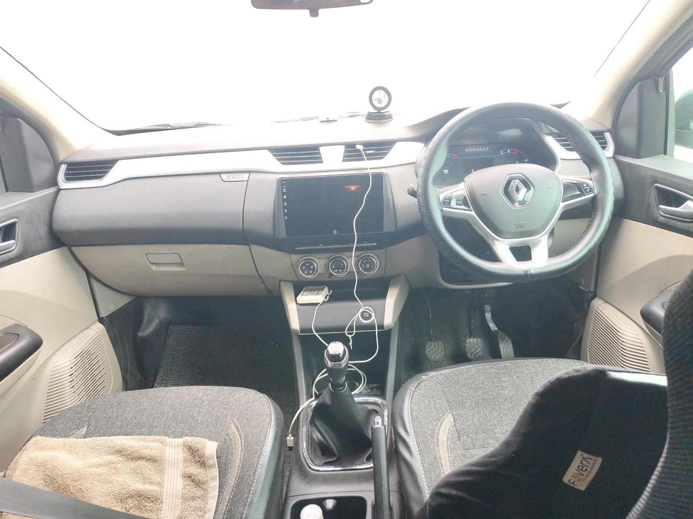2023 Renault TRIBER RXZ, Petrol, Manual, 84,030 km, interior