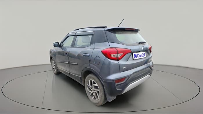 2022 Mahindra XUV300 W8 (O) 1.2 PETROL, Petrol, Manual, 21,319 km, exterior