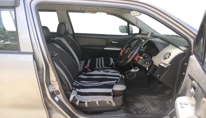 2016 Maruti Wagon R 1.0 LXI CNG, CNG, Manual, 1,13,301 km, interior