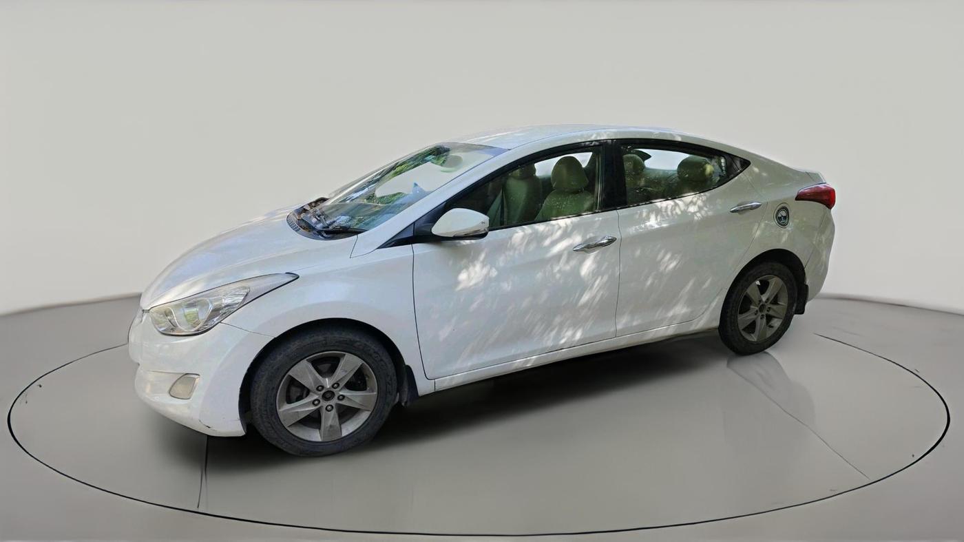 2014 Hyundai New Elantra 1.6 SX MT DIESEL, Diesel, Manual, 3,70,796 km, exterior