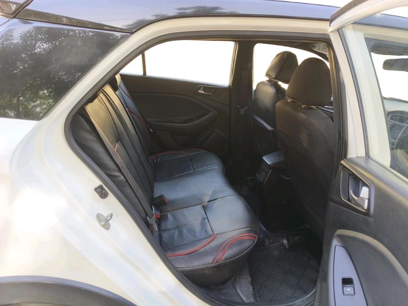 2019 Hyundai i20 Active 1.2 SX, Petrol, Manual, 1,23,300 km, interior