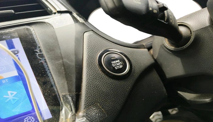 2016 Hyundai i20 Active 1.2 SX, Petrol, Manual, 51,570 km, interior