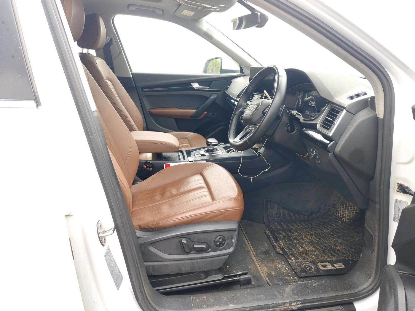 2023 Audi Q5 45 TFSI Premium Plus, Petrol, Automatic, 48,162 km, interior