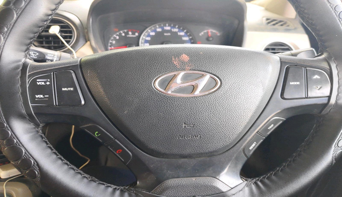 2015 Hyundai Xcent SX 1.1 CRDI, Diesel, Manual, 1,10,286 km, interior