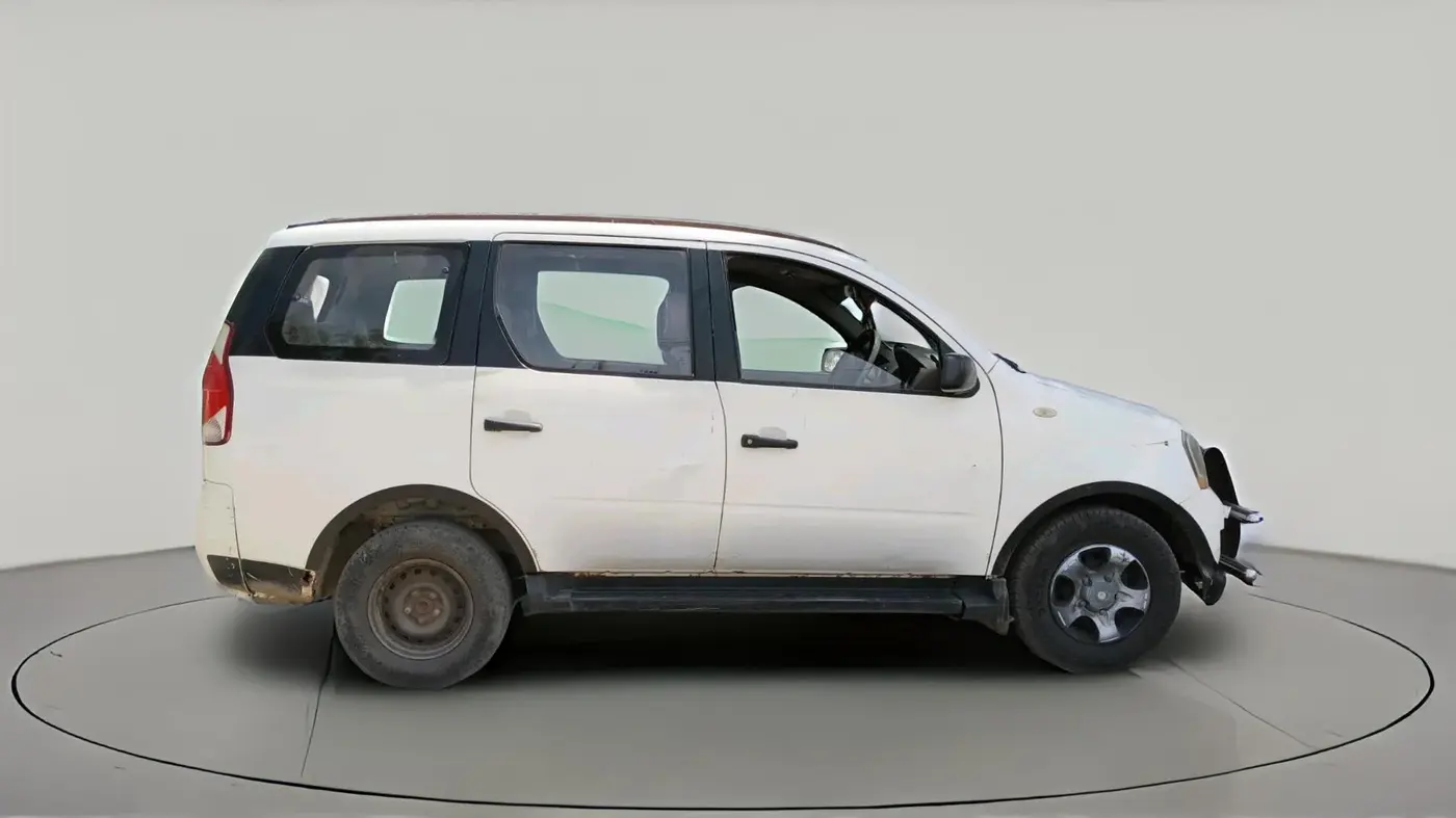 2012 Mahindra Xylo E4, Diesel, Manual, 1,48,733 km, exterior