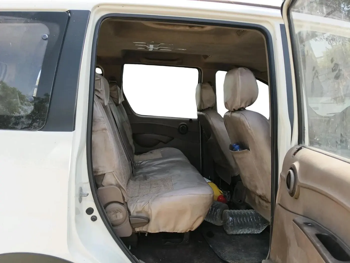 2012 Mahindra Xylo E4, Diesel, Manual, 1,48,733 km, interior