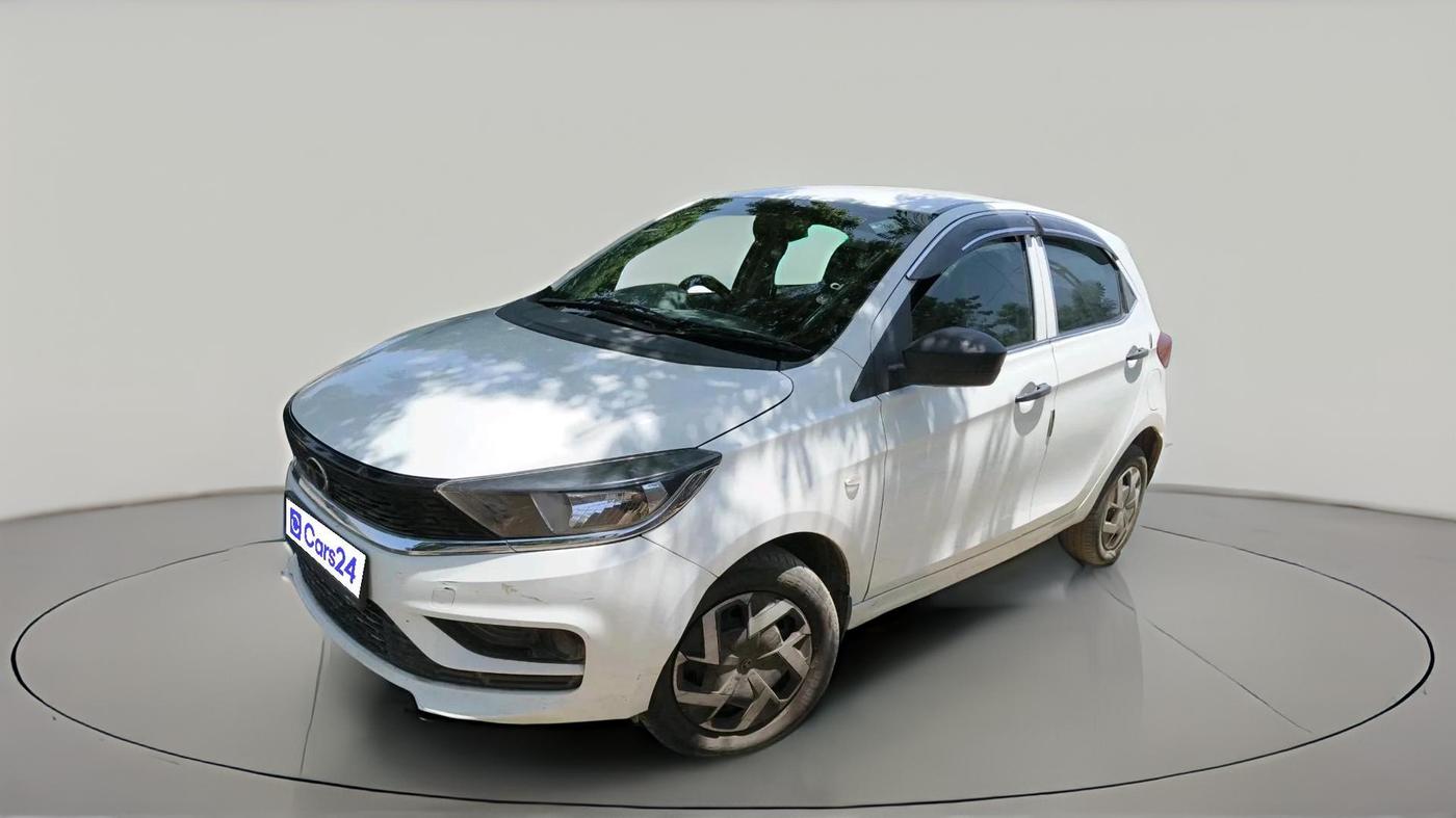 2025 Tata Tiago XM CNG, CNG, Manual, 59,434 km, exterior
