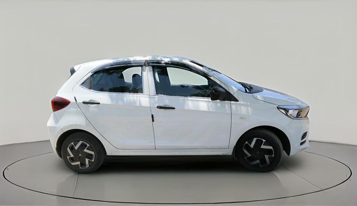 2025 Tata Tiago XM CNG, CNG, Manual, 59,434 km, exterior