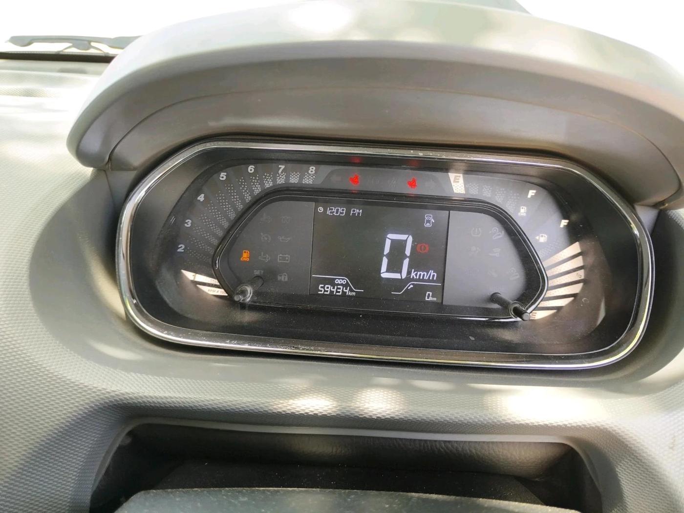 2025 Tata Tiago XM CNG, CNG, Manual, 59,434 km, interior