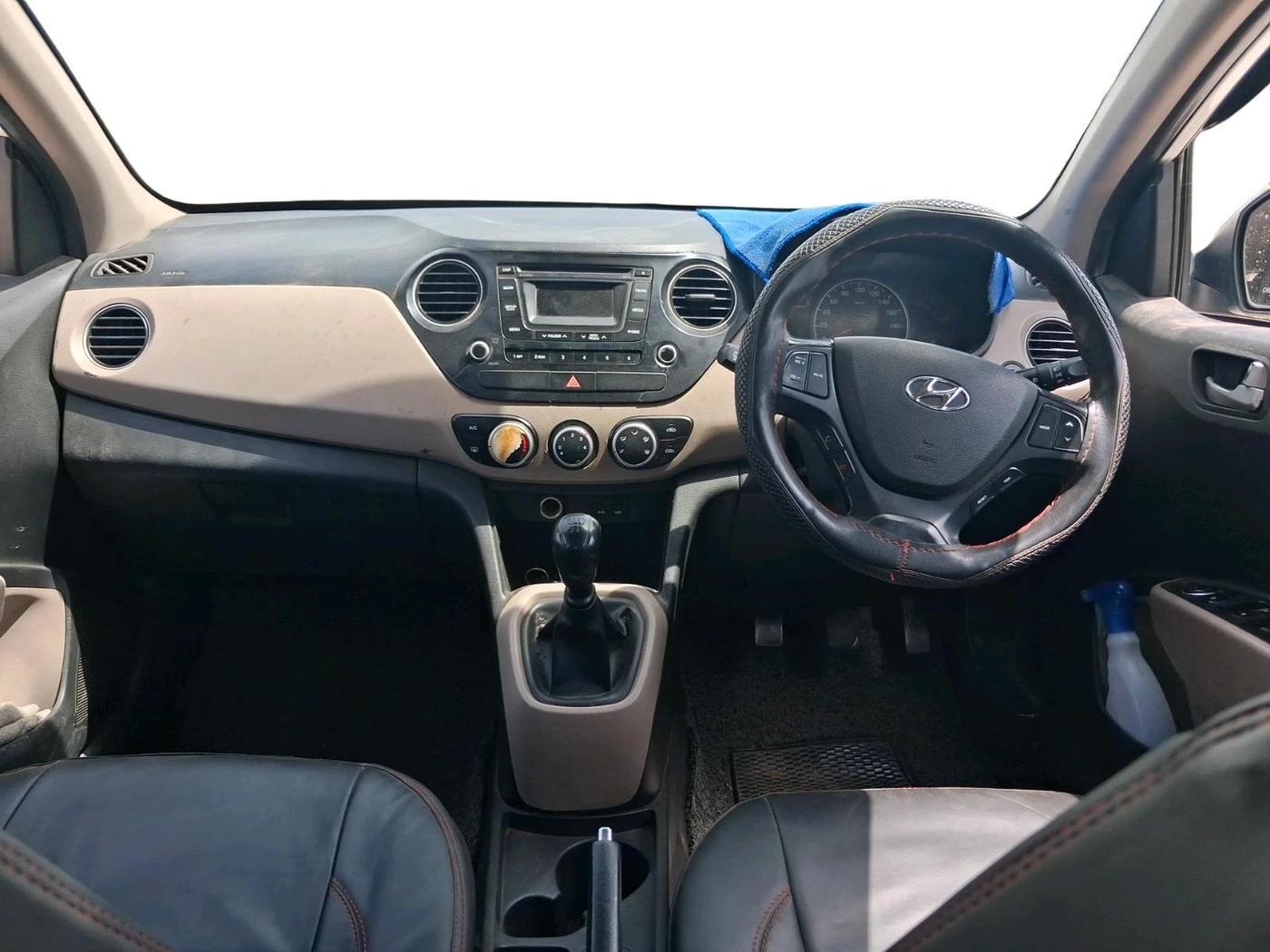 2014 Hyundai Grand i10 ASTA 1.1 CRDI (O), Diesel, Manual, 1,32,198 km, interior