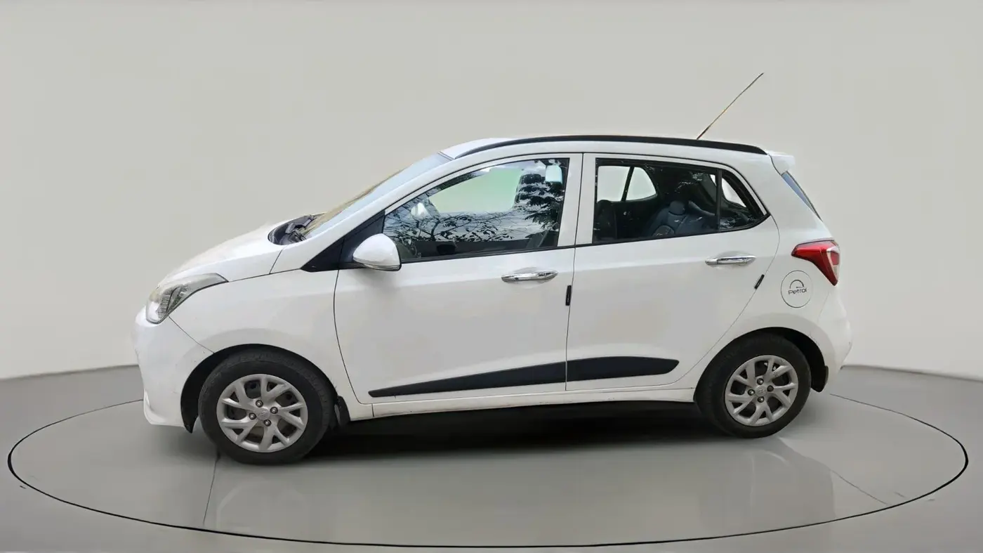 2018 Hyundai Grand i10 SPORTZ 1.2 KAPPA VTVT, Petrol, Manual, 41,900 km, exterior