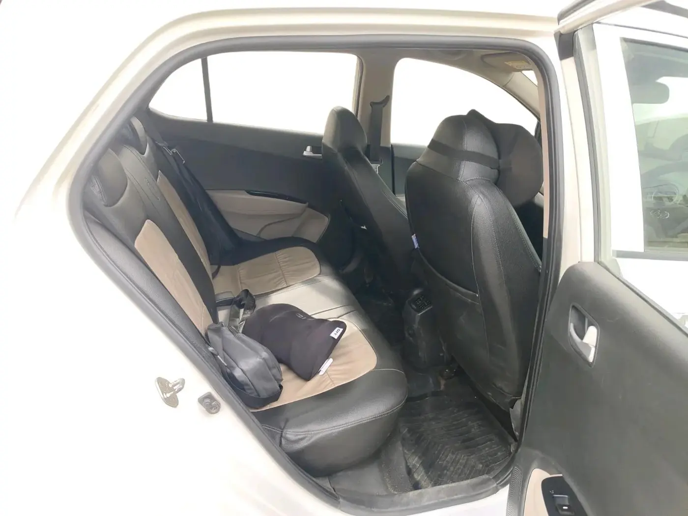 2018 Hyundai Grand i10 SPORTZ 1.2 KAPPA VTVT, Petrol, Manual, 41,900 km, interior