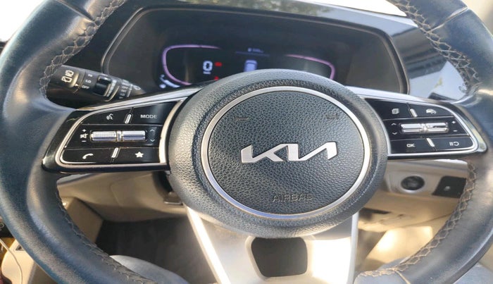 2022 KIA CARENS LUXURY 1.5 DIESEL 7 STR, Diesel, Manual, 53,234 km, interior