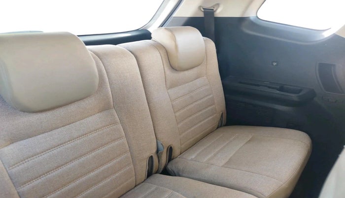 2022 KIA CARENS LUXURY 1.5 DIESEL 7 STR, Diesel, Manual, 53,234 km, interior