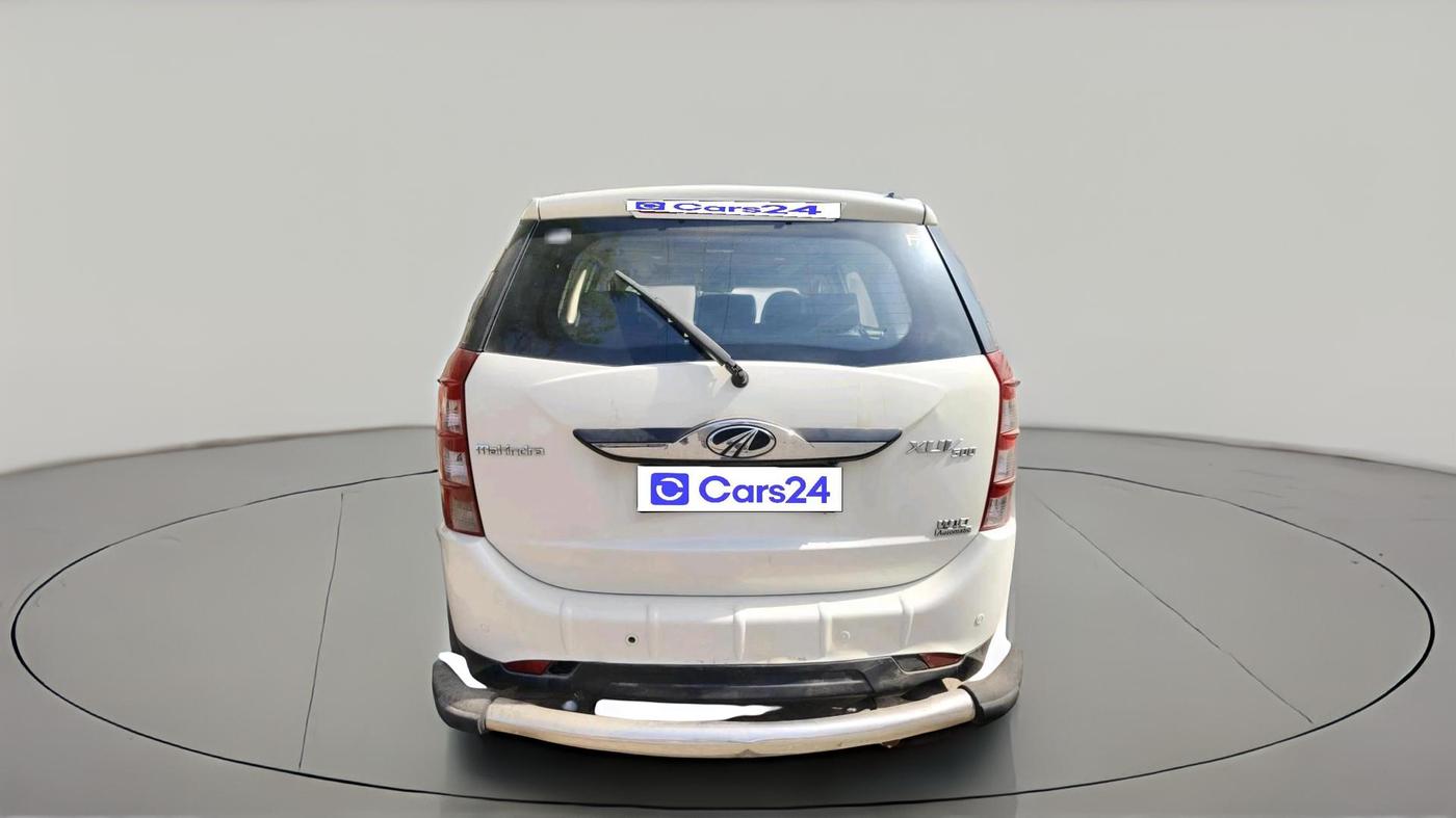 2017 Mahindra XUV500 W10 AT, Diesel, Automatic, 1,17,000 km, exterior