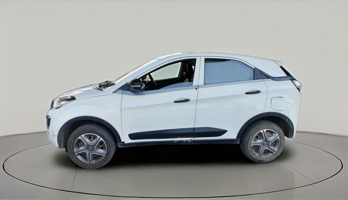 2018 Tata NEXON XM DIESEL, Diesel, Manual, 1,06,041 km, exterior
