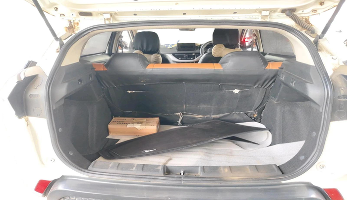 2018 Tata NEXON XM DIESEL, Diesel, Manual, 1,06,041 km, exterior