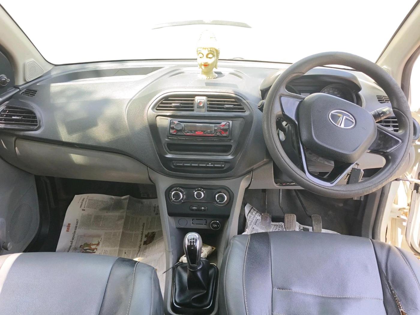 2017 Tata TIGOR XE PETROL, Petrol, Manual, 85,368 km, interior