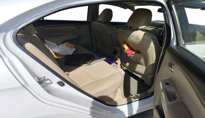 2021 Maruti Ciaz ALPHA  AT 1.5 SHVS PETROL, Petrol, Automatic, 21,388 km, interior