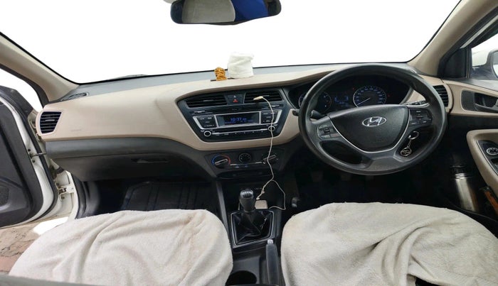 2016 Hyundai Elite i20 MAGNA 1.2, Petrol, Manual, 1,84,736 km, interior