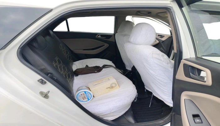 2016 Hyundai Elite i20 MAGNA 1.2, Petrol, Manual, 1,84,736 km, interior