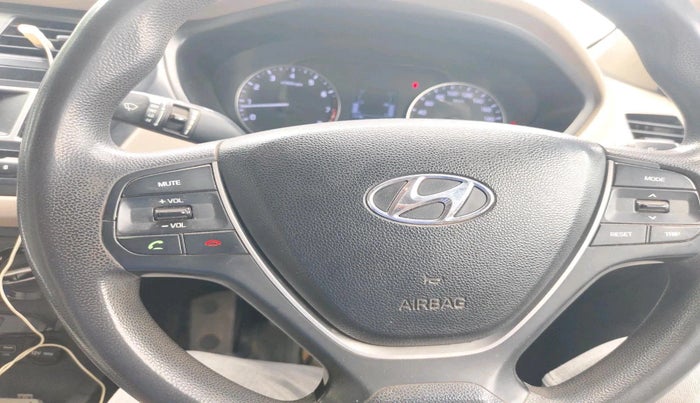 2016 Hyundai Elite i20 MAGNA 1.2, Petrol, Manual, 1,84,736 km, interior